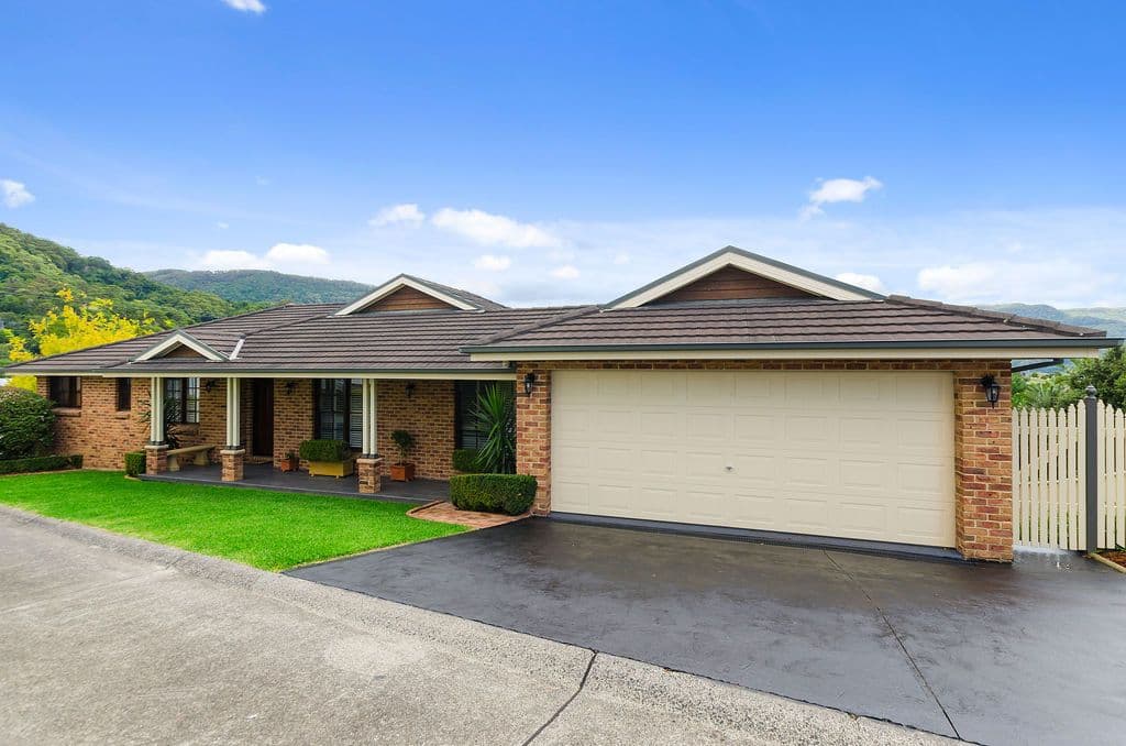 34 Taminga Crest, Cordeaux Heights - Image 1