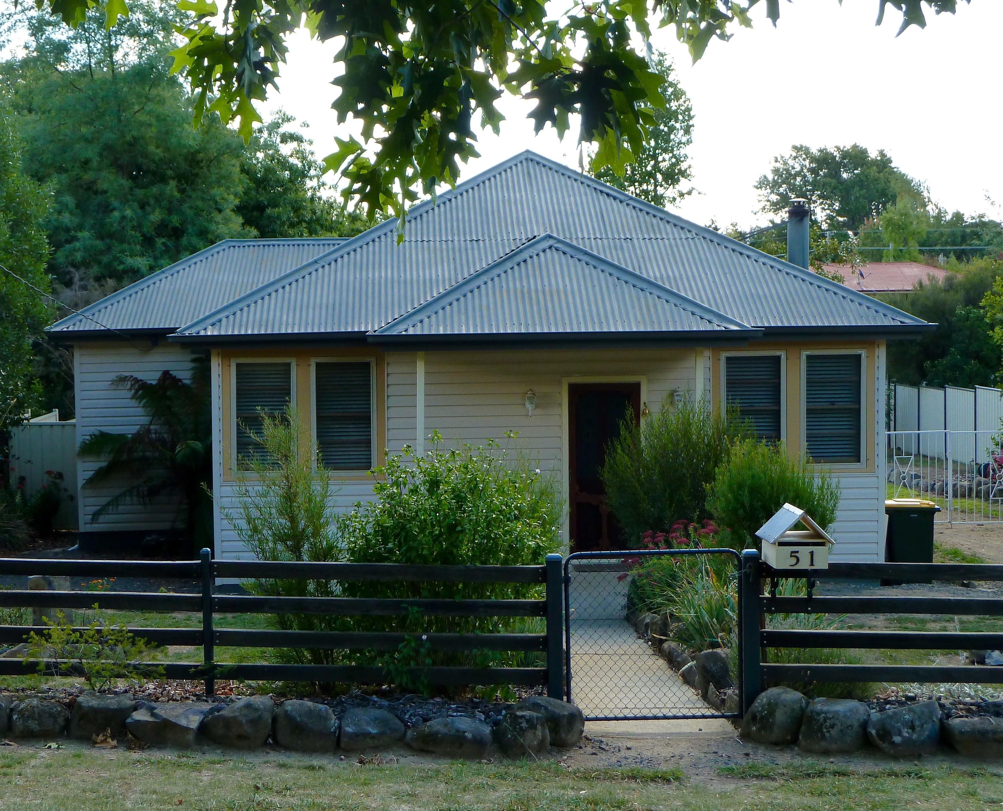 51 Gilbert Street, Tumbarumba - Image 1
