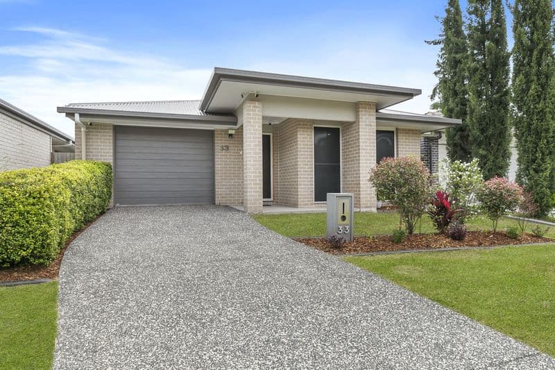 33 Gordon Circuit, Warner - Image 1