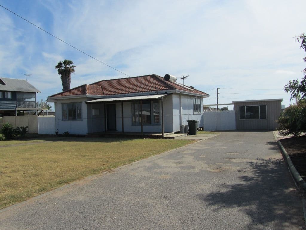 20 Quarry Street, GERALDTON WA 6530, Geraldton - Image 1
