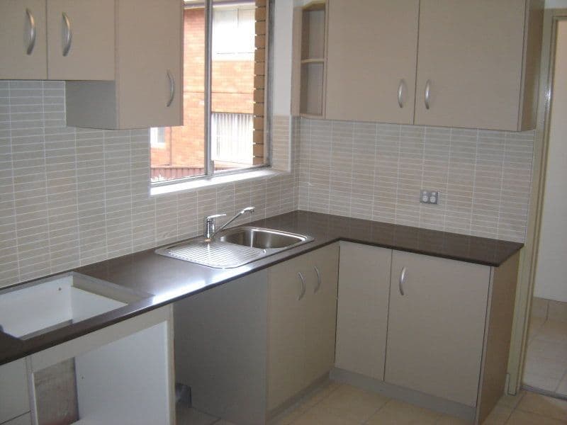 1/22 Bayley, Marrickville - Image 1