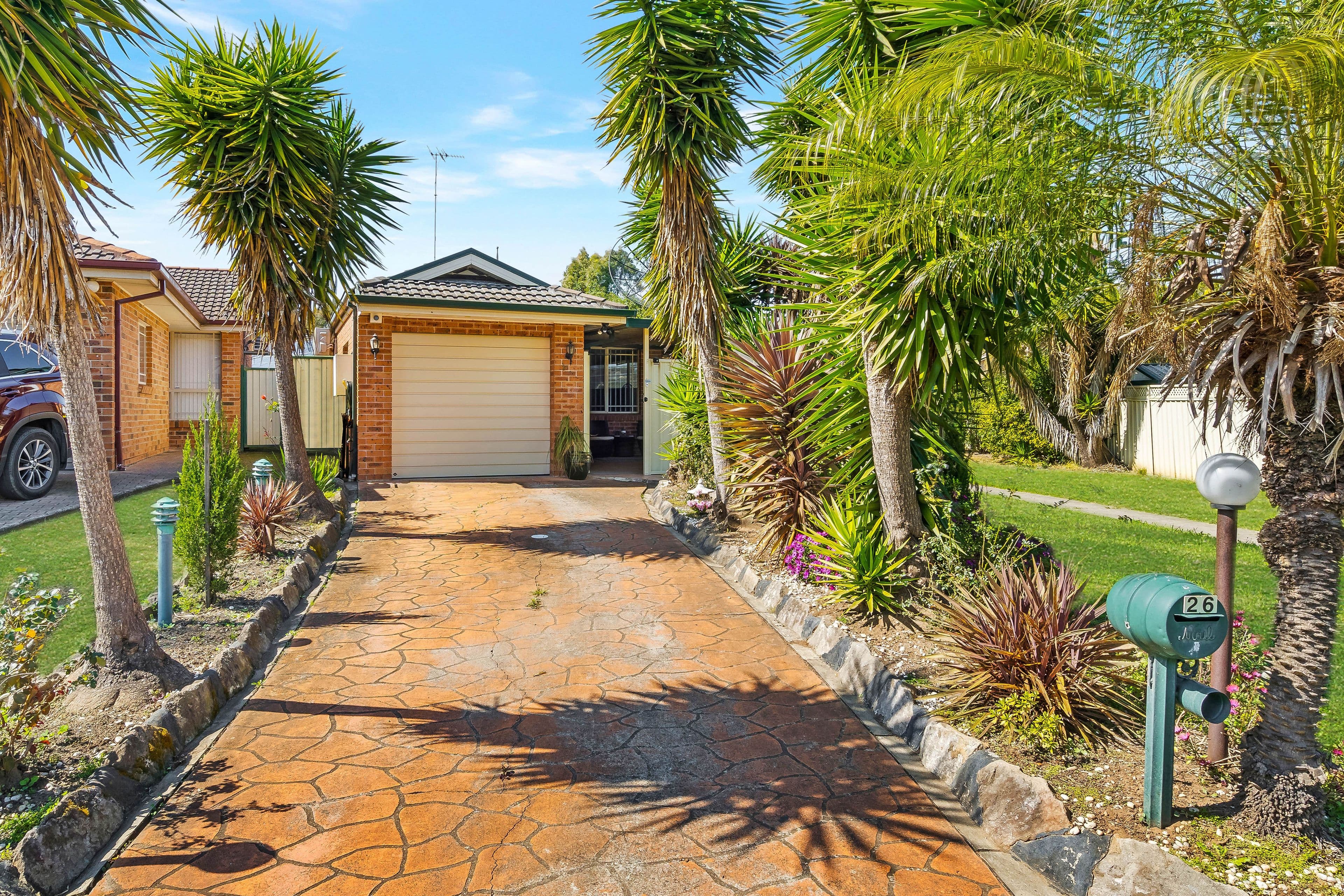 26 Guyra Road, Hinchinbrook NSW 2168, Hinchinbrook - Image 1