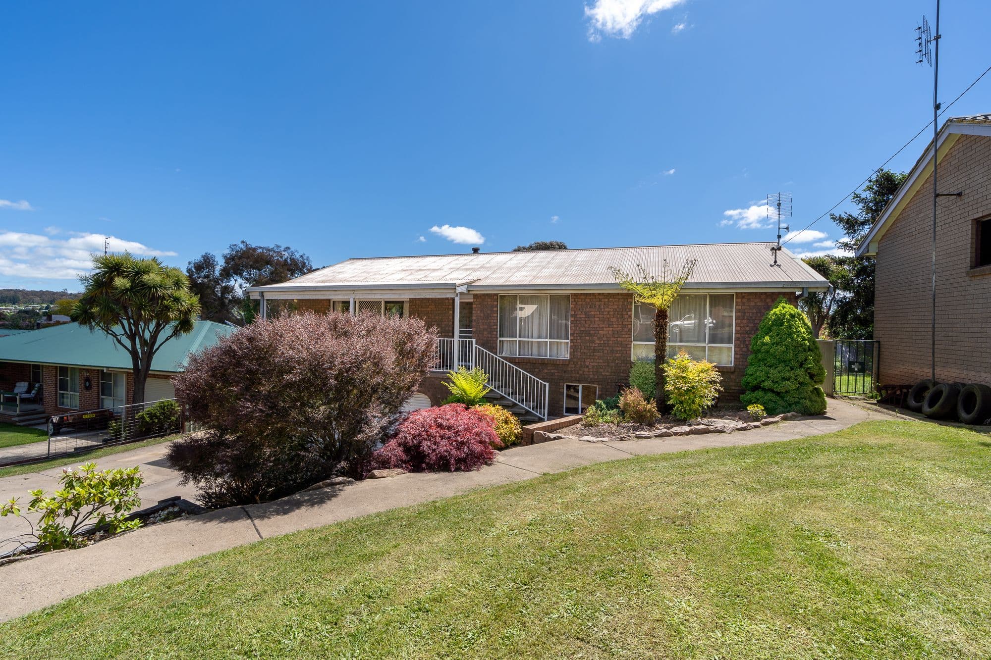13 Glyndwr Avenue, Oberon NSW 2787, Oberon - Image 1
