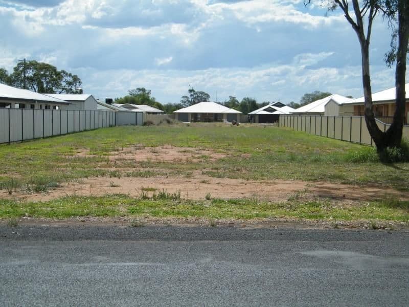 54 Windmill Road, CHINCHILLA QLD 4413, Chinchilla - Image 1