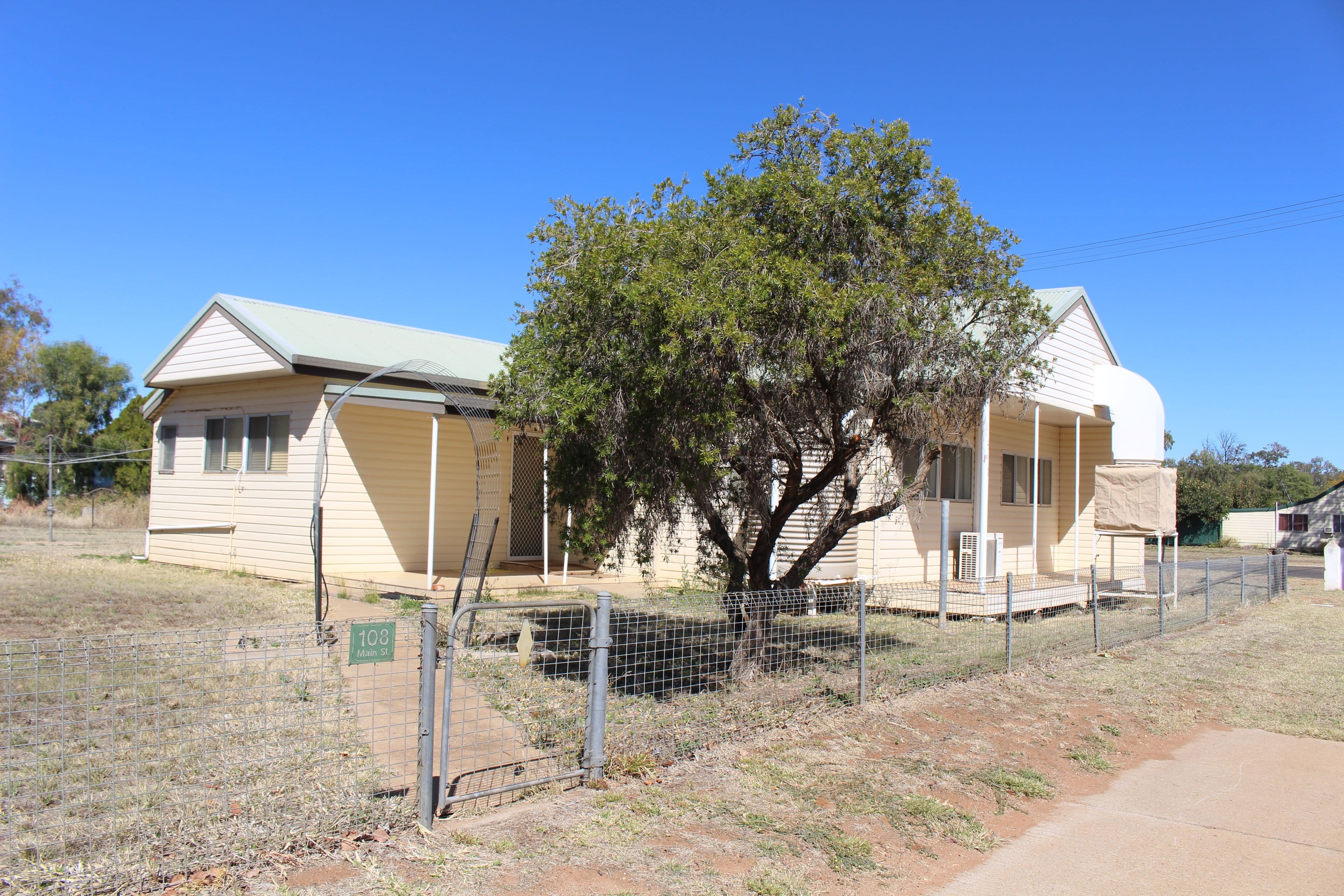 108 Main Street, Augathella QLD 4477, Augathella - Image 1