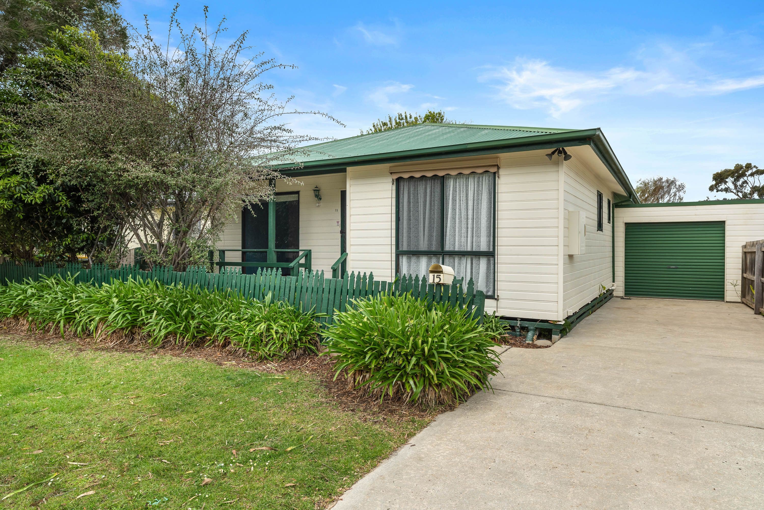 15 Rita Avenue, Cowes VIC 3922, Cowes - Image 1