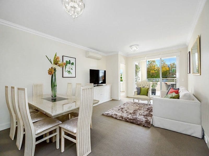 22/68 Village Drive, Breakfast Point - Image 1