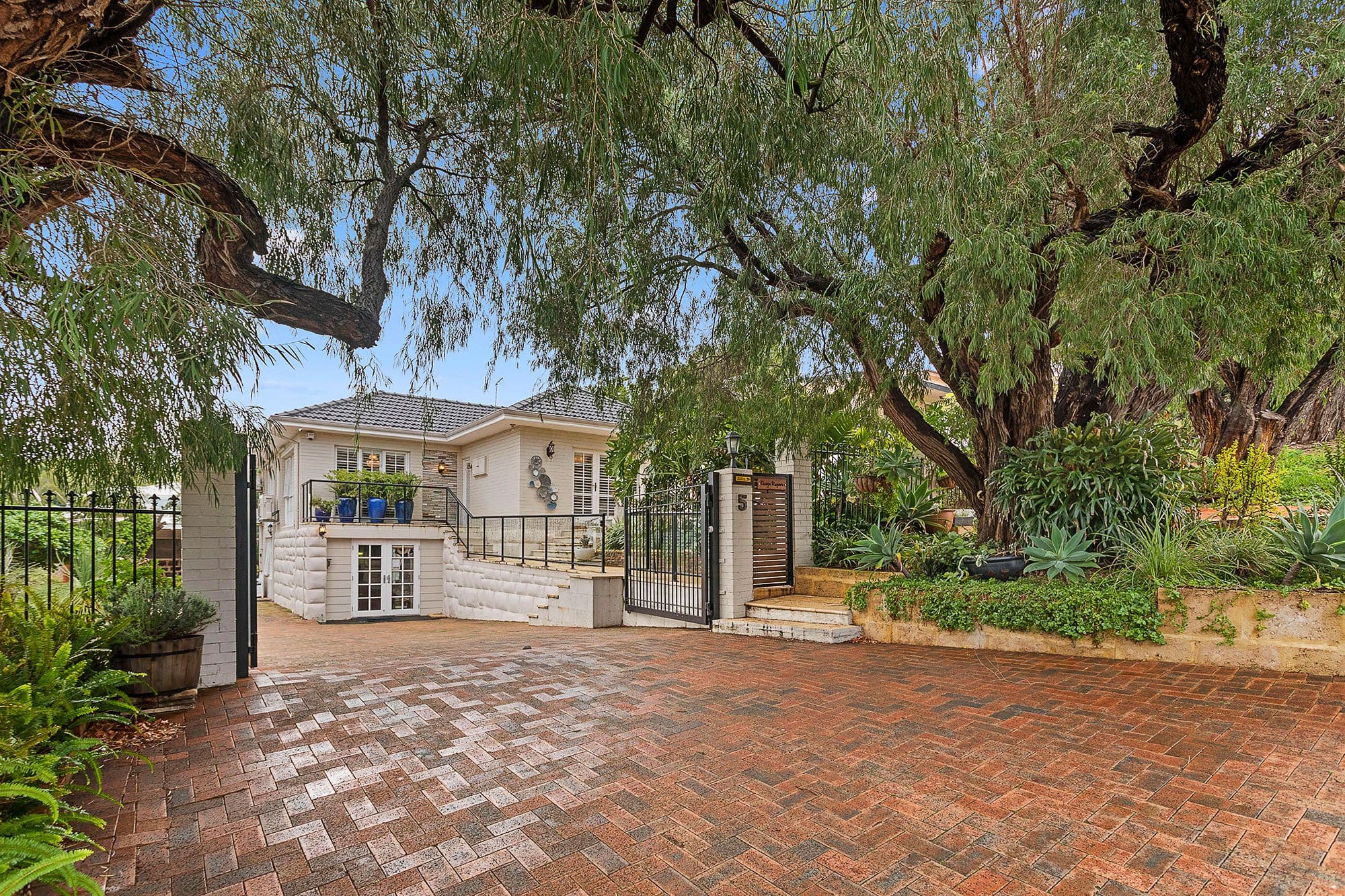 5 Myera Street, Swanbourne WA 6010, Swanbourne - Image 1
