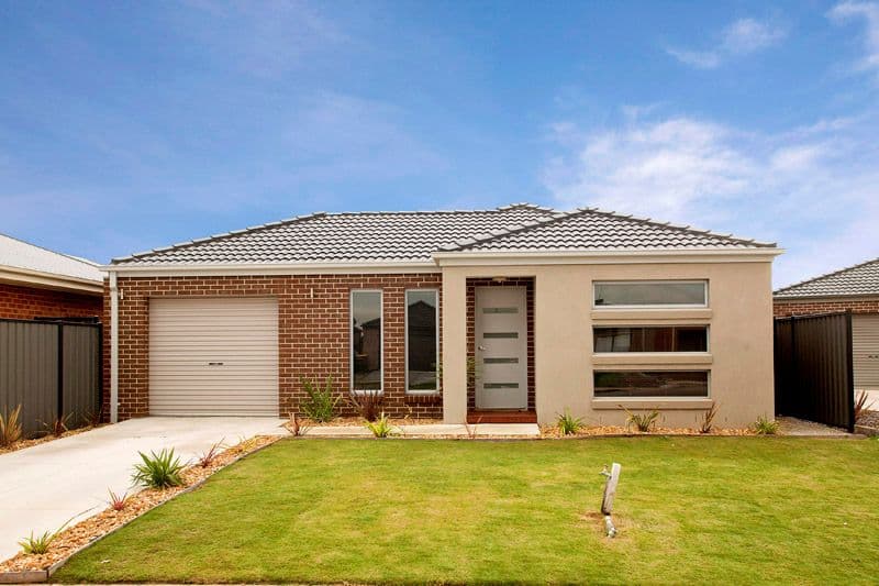 8 Bella Julia Place, LARA VIC 3212, Lara - Image 1