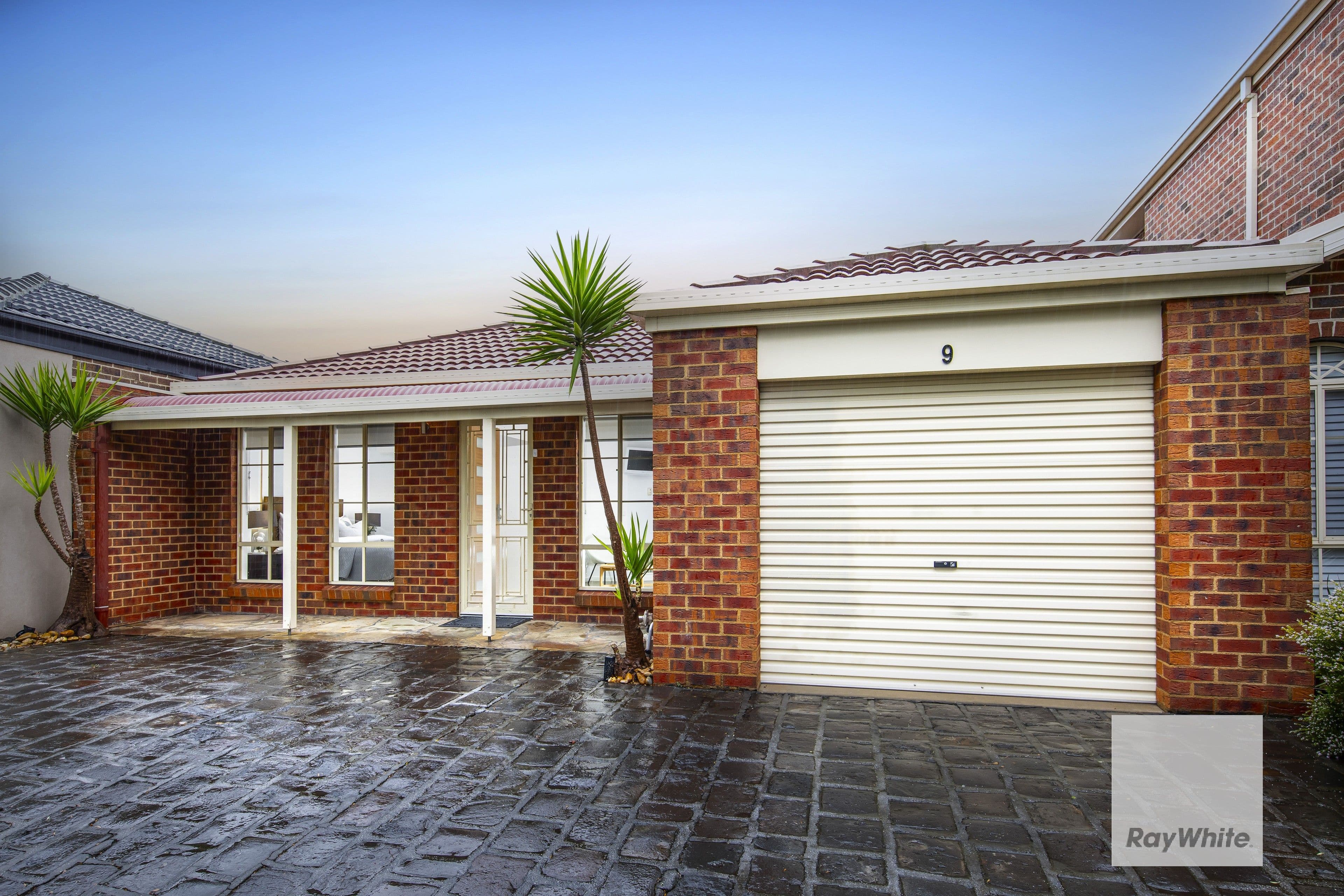9 Huegill Drive, Burnside VIC 3023, Burnside - Image 1
