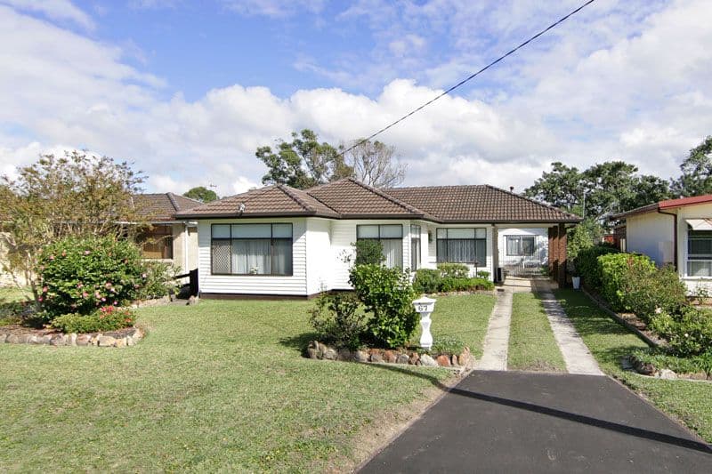 67 Flinders Avenue, KILLARNEY VALE NSW 2261, Killarney Vale - Image 1