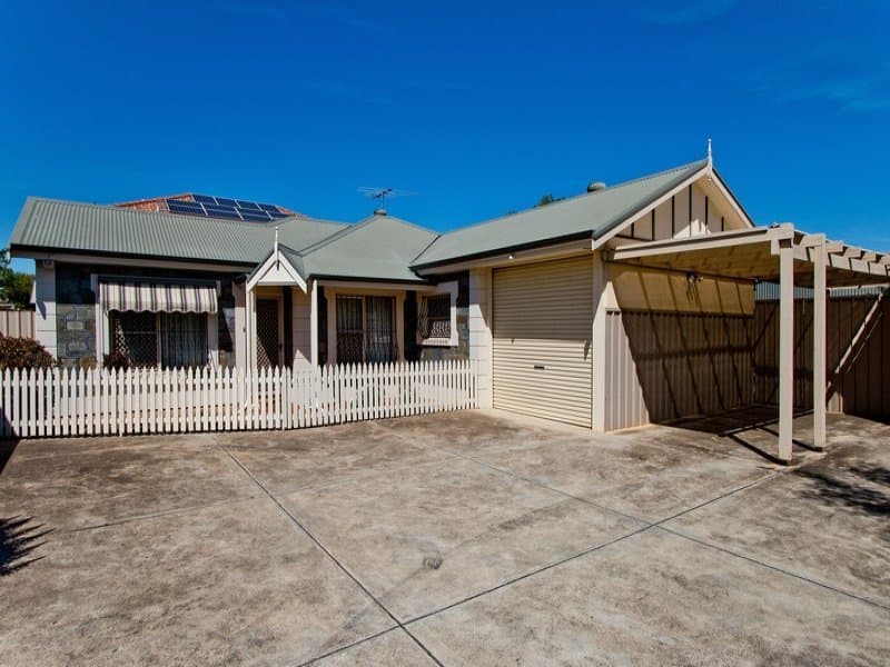 39A Green Street, Brompton - Image 1