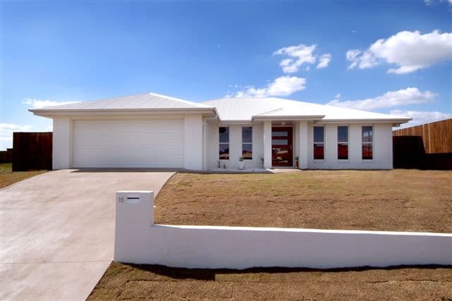 15 Barambah Street, GLENVALE QLD 4350, Glenvale - Image 1