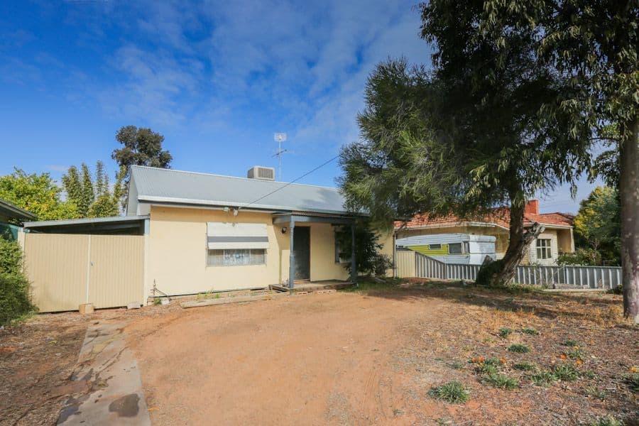 19 Loddon Avenue, RED CLIFFS VIC 3496, Red Cliffs - Image 1