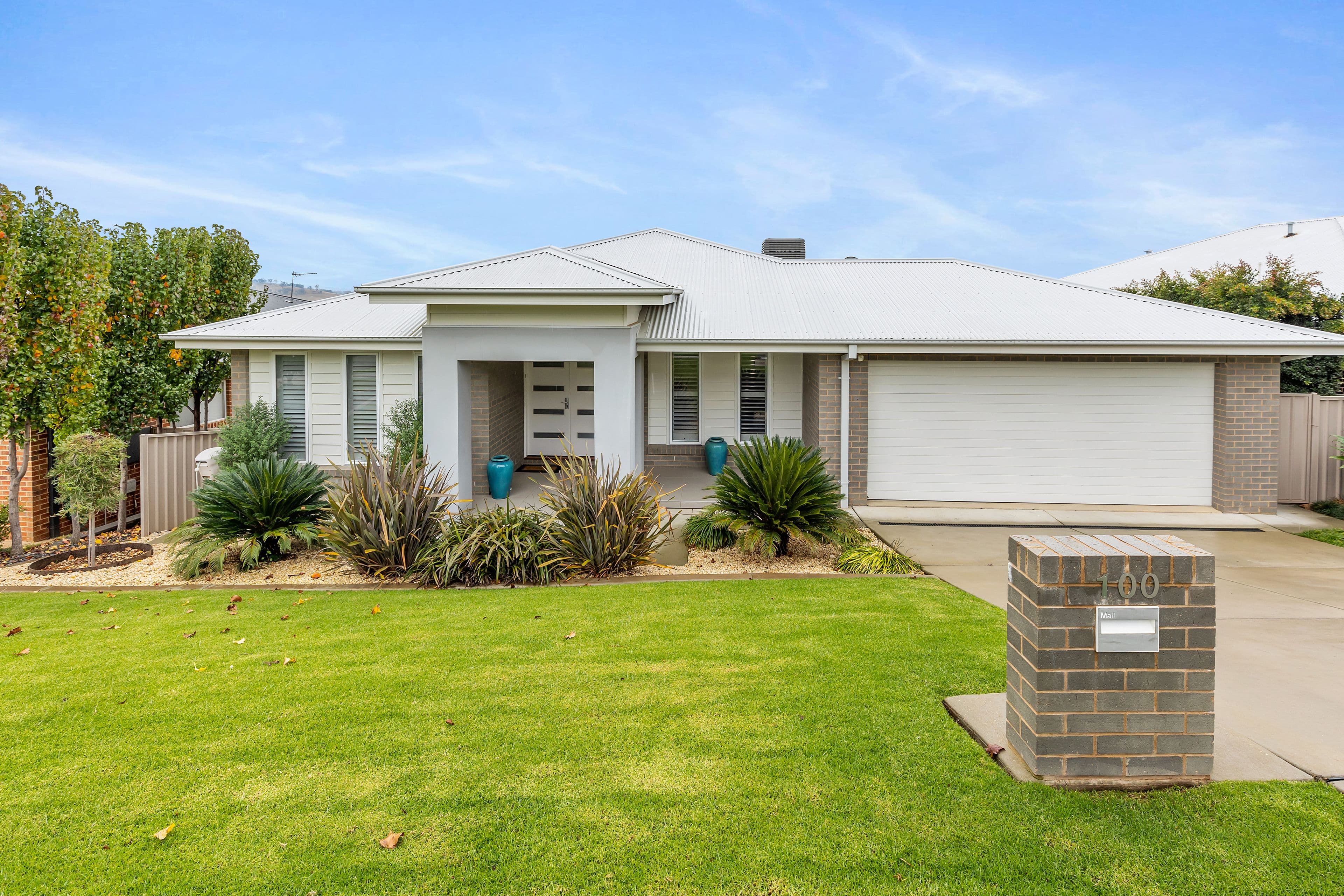 100 Brooklyn Drive, Bourkelands NSW 2650, Bourkelands - Image 1