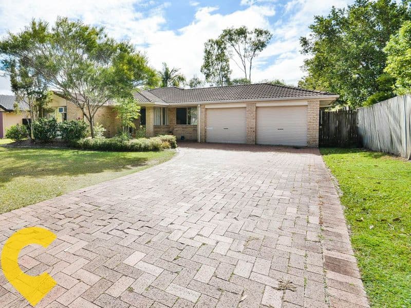 46 Village Way, Little Mountain - Image 1