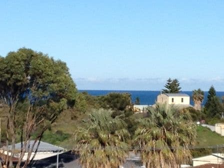 25 Carfax Place, TWO ROCKS WA 6037, Two Rocks - Image 1