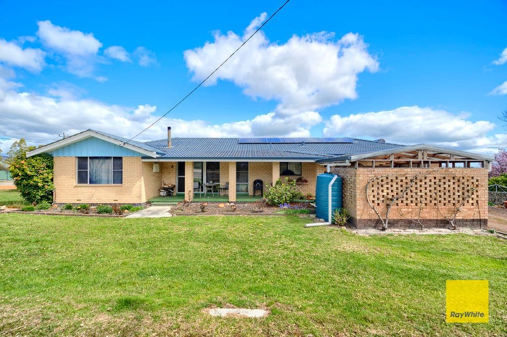 25 Hassell Street, Mount Barker WA 6324, Mount Barker - Image 1