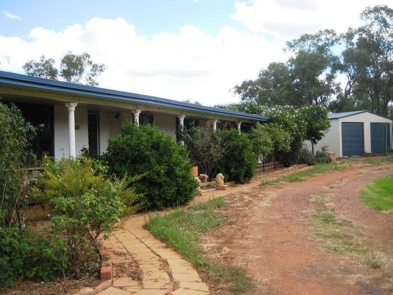 108 Parkes Road, CONDOBOLIN NSW 2877, Condobolin - Image 1