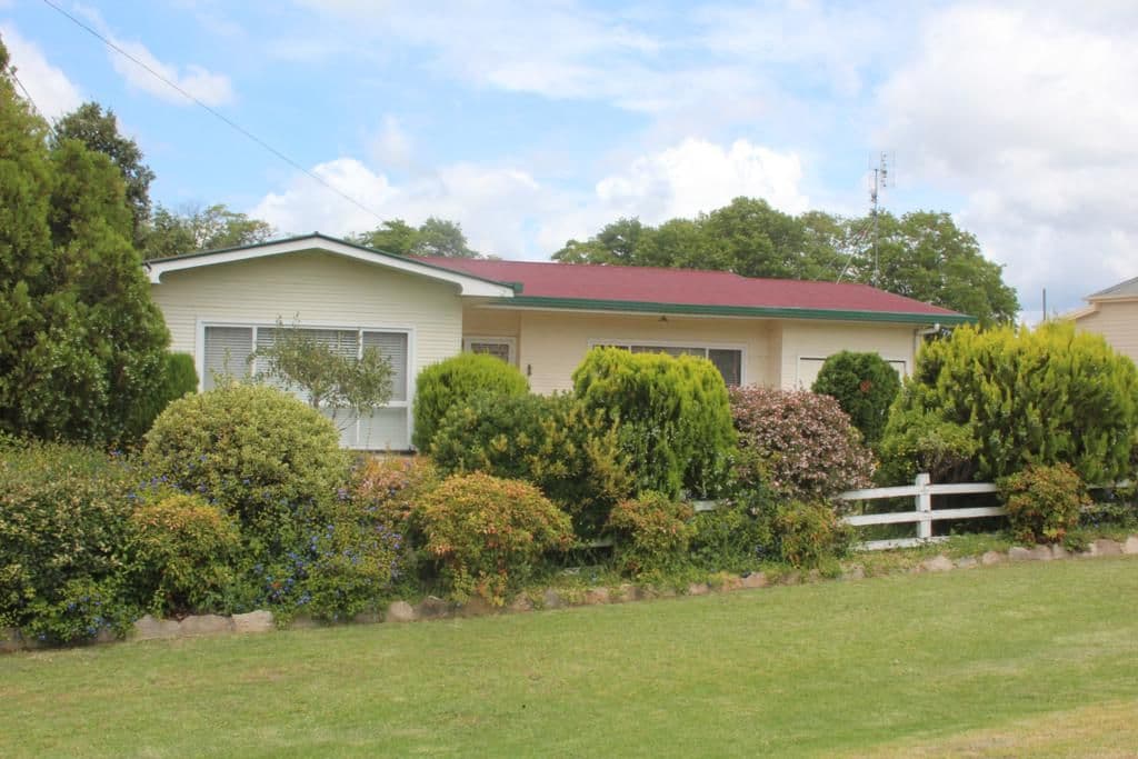 145 Bulwer Street, Tenterfield NSW 2372, Tenterfield - Image 1
