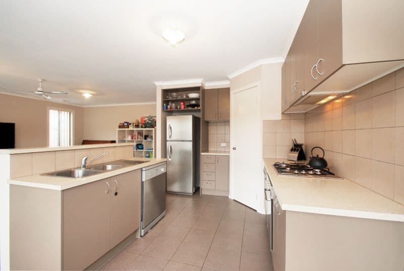 260 The Lakes Boulevard, SOUTH MORANG VIC 3752, South Morang - Image 1
