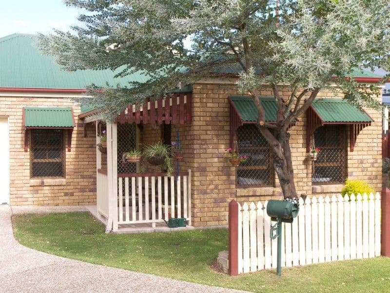 12 St John Place, SPRINGFIELD LAKES QLD 4300, Springfield Lakes - Image 1