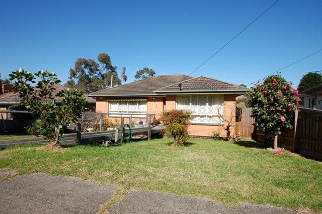 42 Medbury Avenue, GREENSBOROUGH VIC 3088, Greensborough - Image 1
