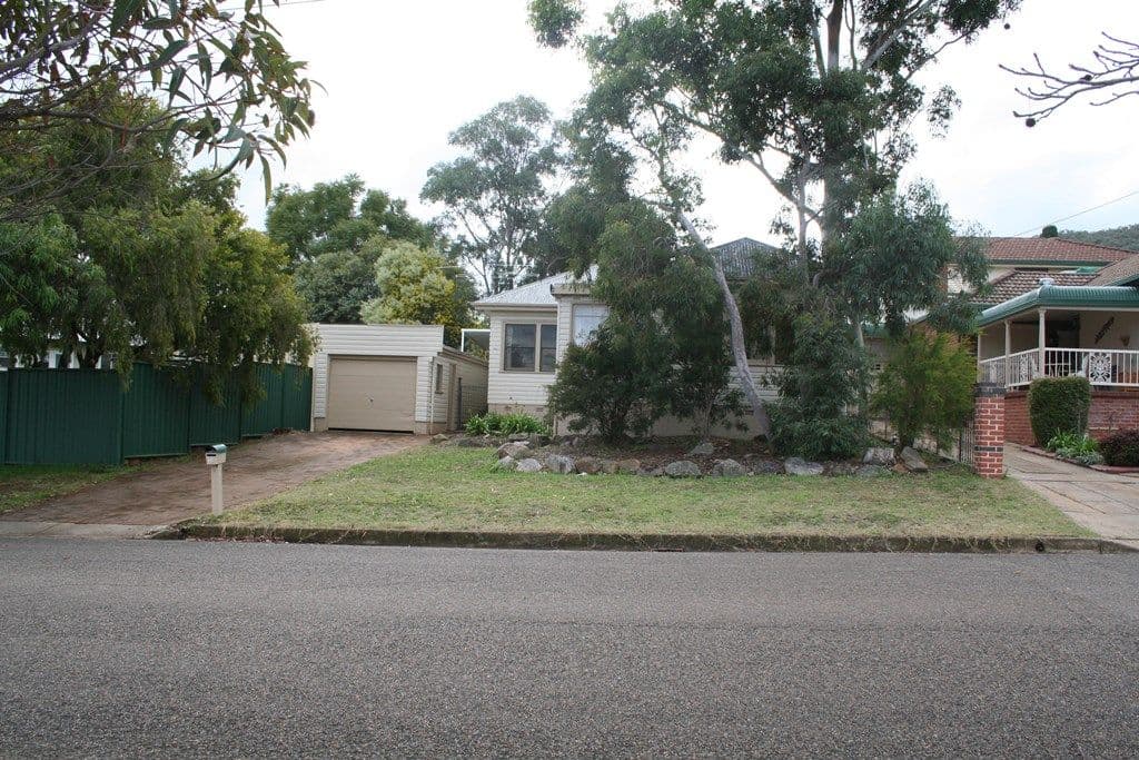 194 Carthage Street, EAST TAMWORTH NSW 2340, East Tamworth - Image 1