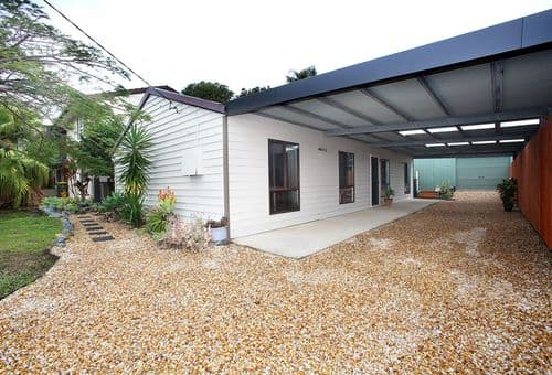 18 Chestnut Avenue, Sandy Beach, Sandy Beach - Image 1