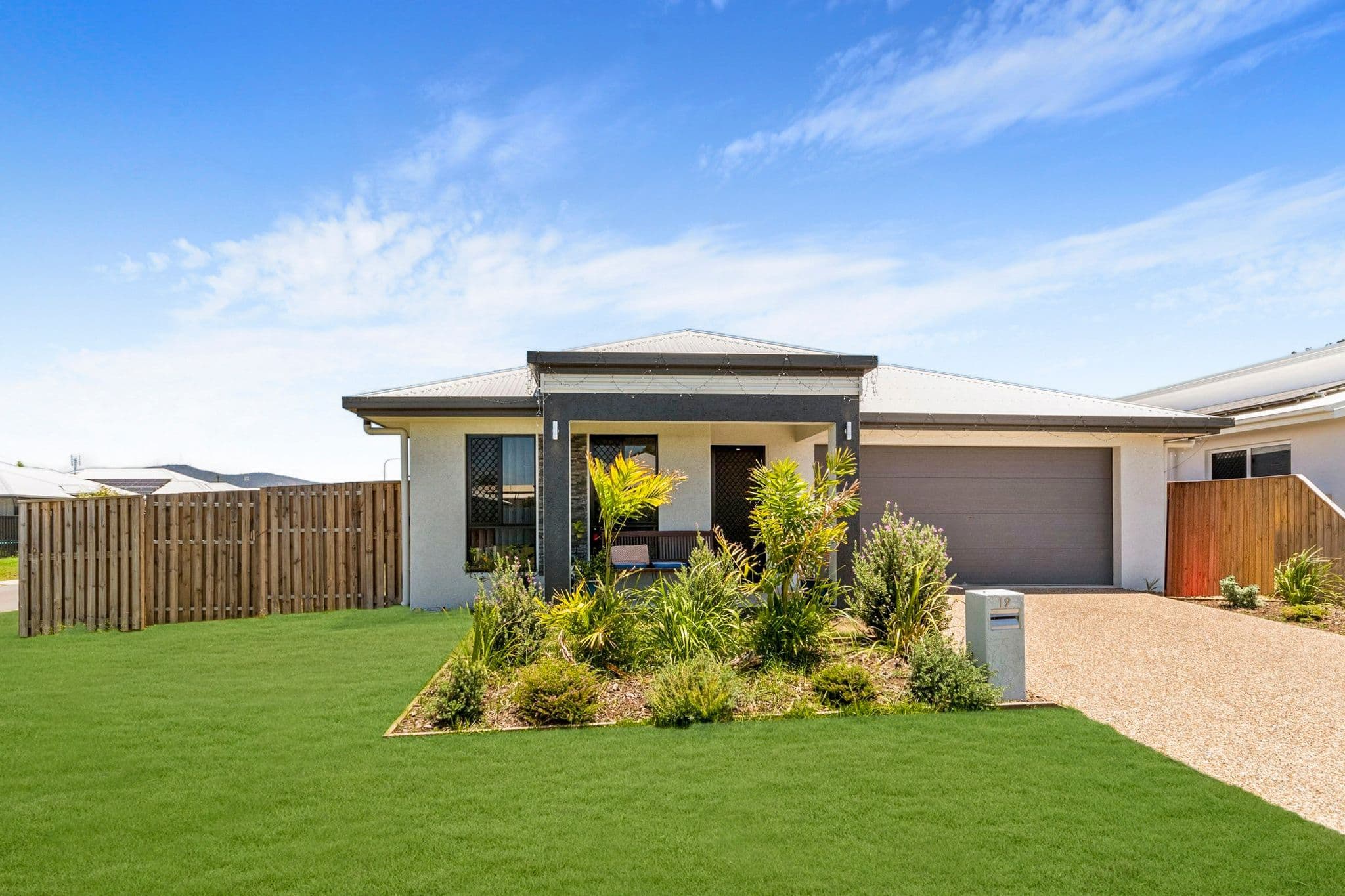 19 Summerset Drive, Mount Louisa QLD 4814, Mount Louisa - Image 1
