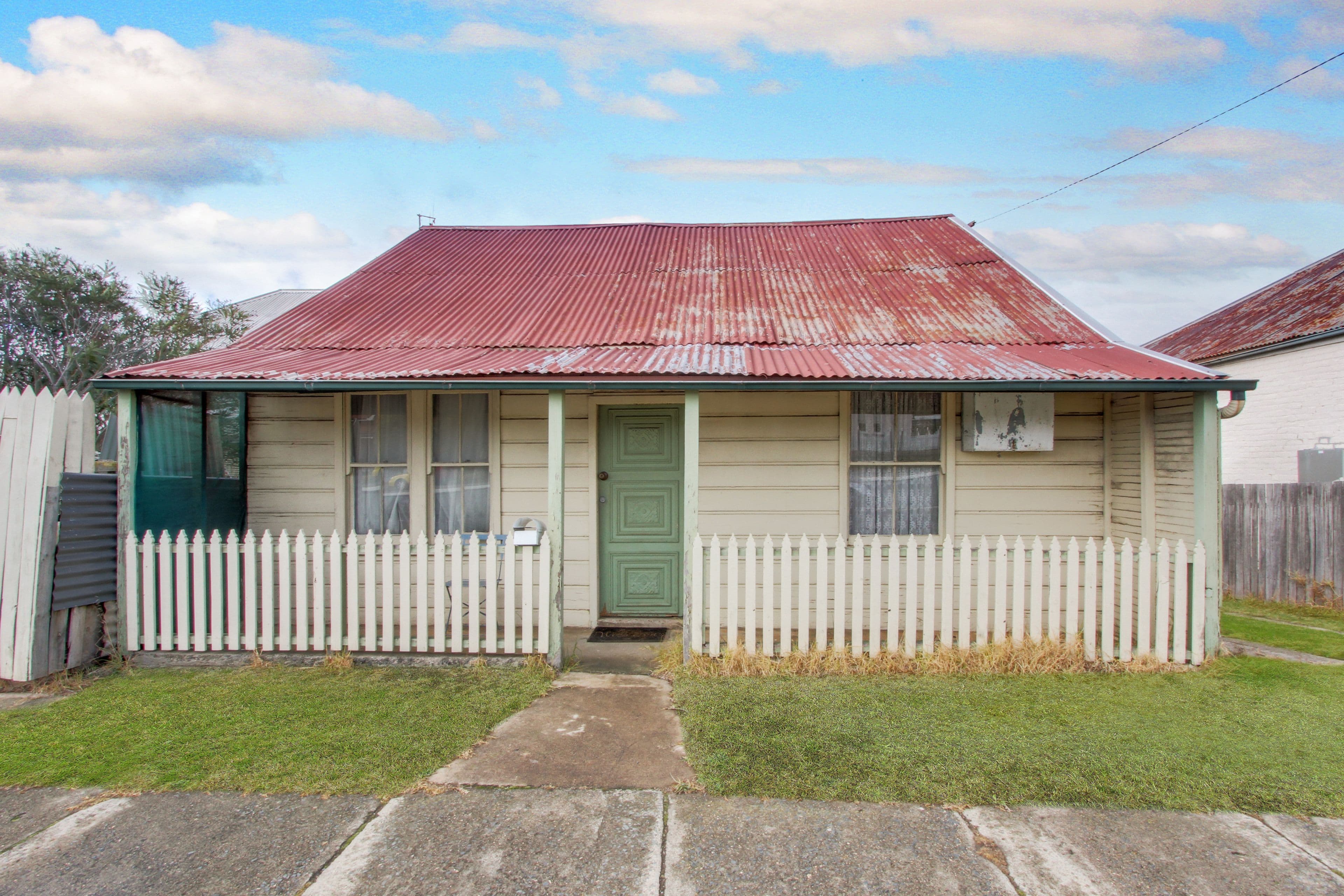 65 Cowper Street, Goulburn - Image 1