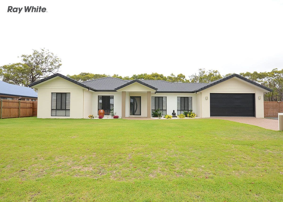 19 Heathland Avenue, WONDUNNA QLD 4655, Wondunna - Image 1