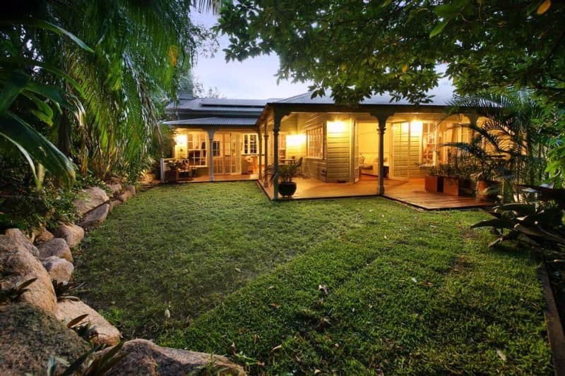 8 Prospect Terrace, ST LUCIA QLD 4067, St Lucia - Image 1
