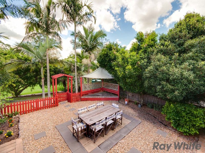 18 Leatherwood Drive, ARANA HILLS QLD 4054, Arana Hills - Image 1