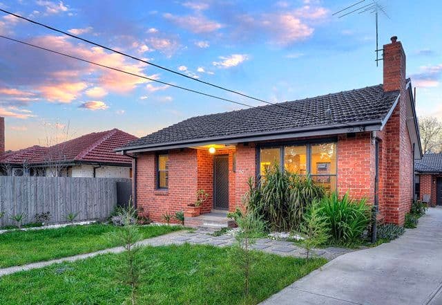 90 Boldrewood Parade, RESERVOIR VIC 3073, Reservoir - Image 1