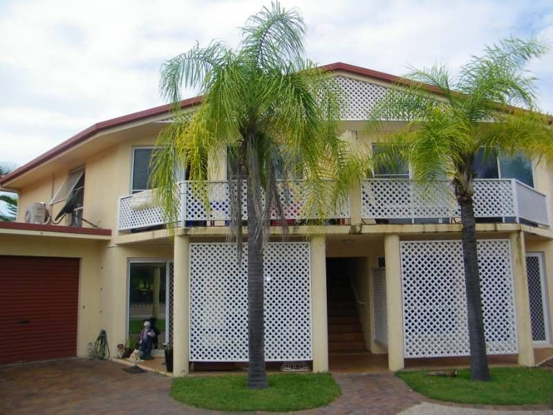 18 Parkside Street, TANNUM SANDS QLD 4680, Tannum Sands - Image 1