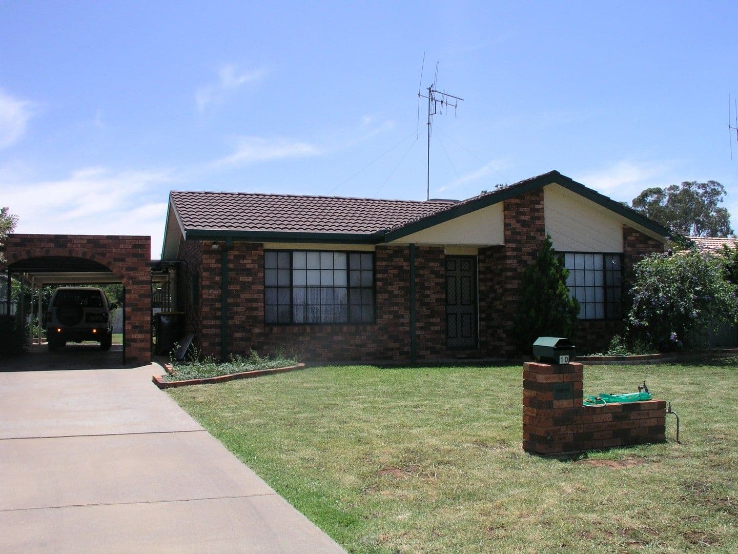 10 Ebelina Crescent, PARKES NSW 2870, Parkes - Image 1