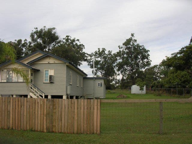 682 Kingston Road, LOGANLEA QLD 4131, Loganlea - Image 1