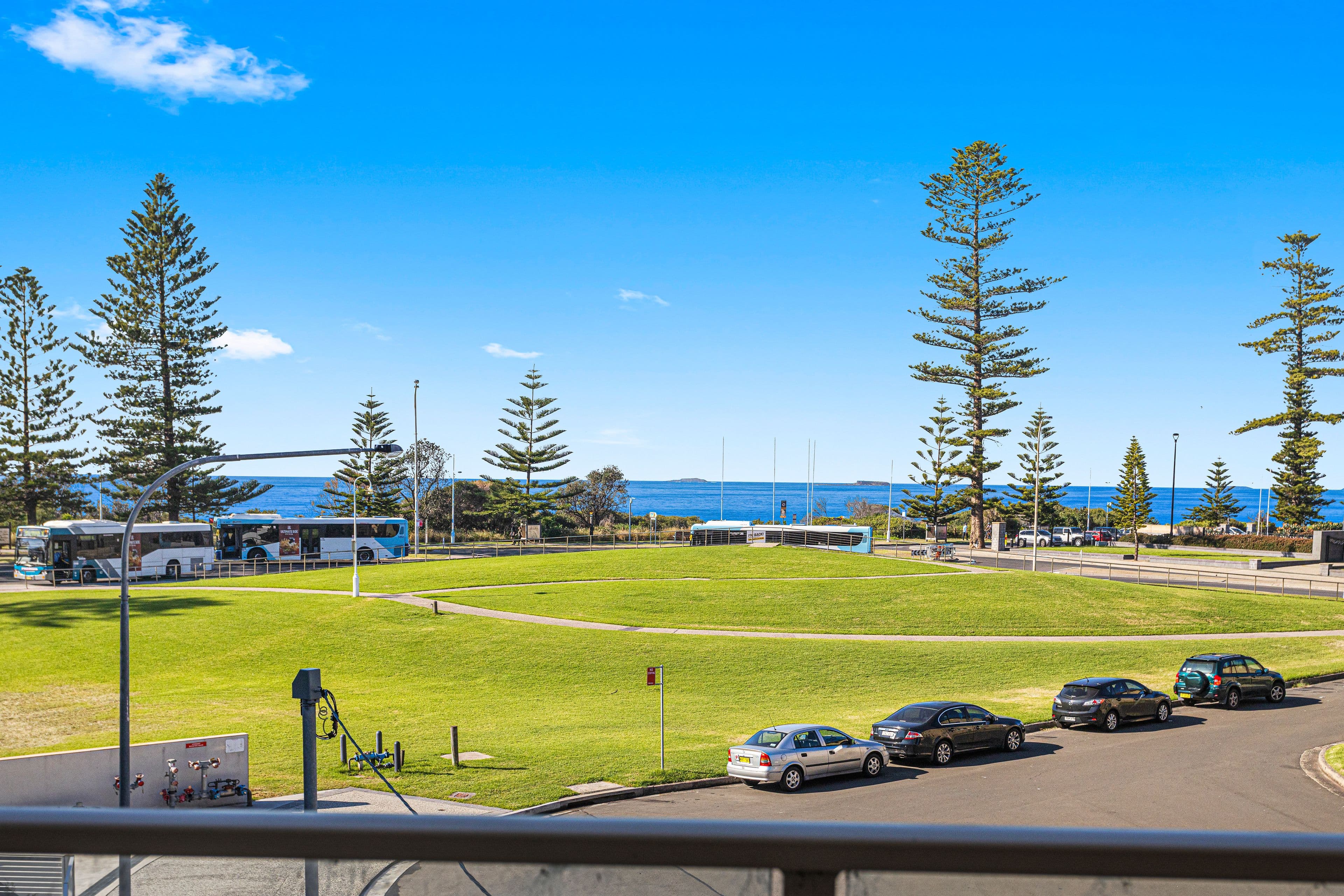 6 Parkside Avenue, Wollongong NSW 2500, Wollongong - Image 1