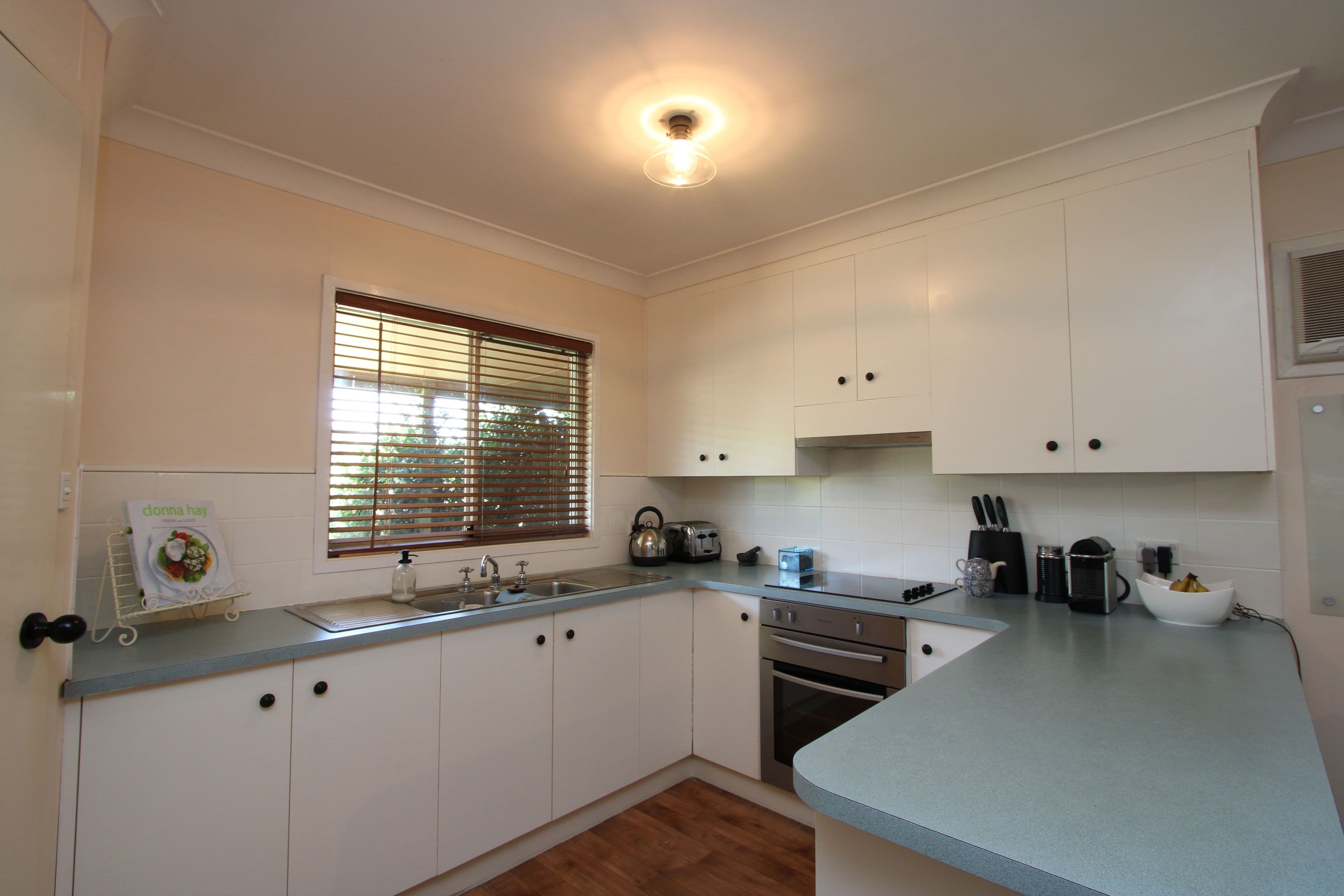 64 Greaves Street, Inverell - Image 1