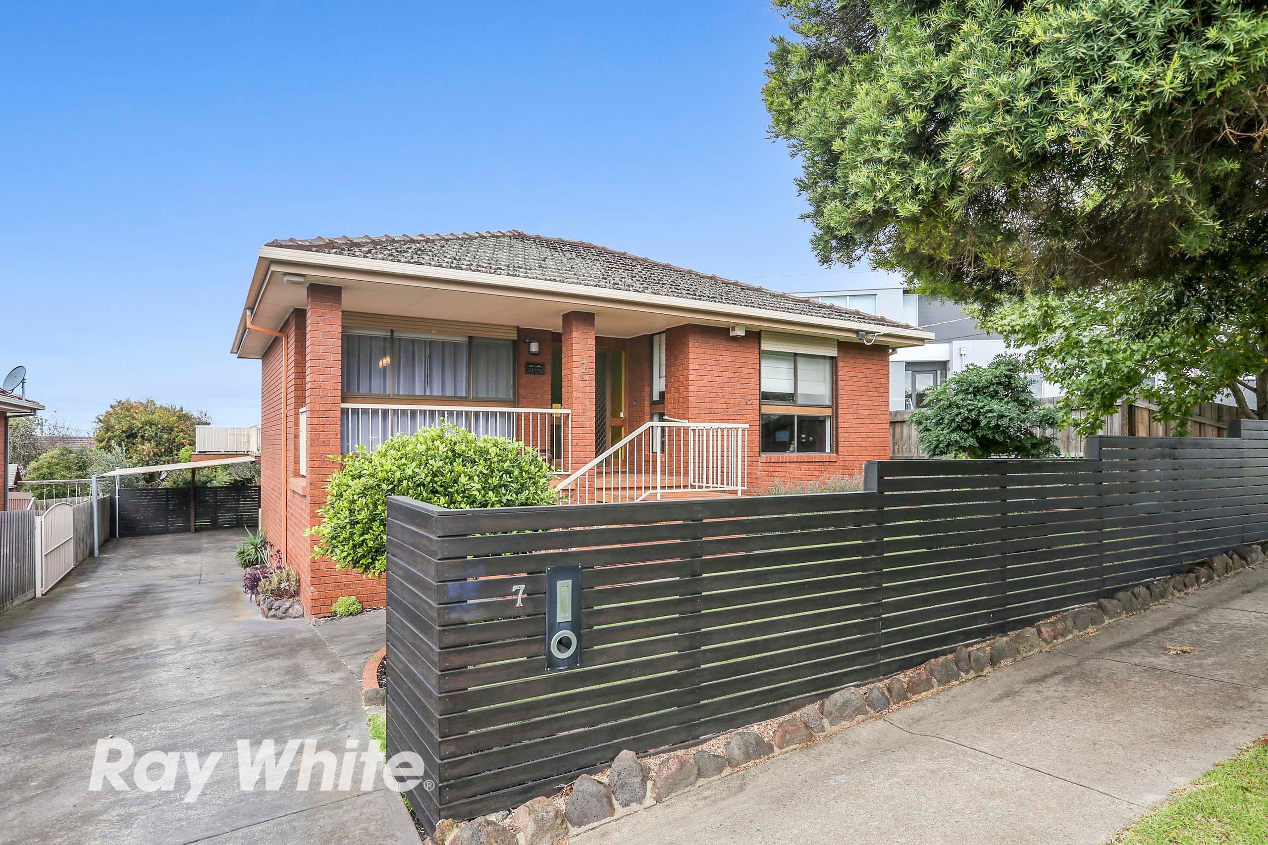 7 Royal Crescent, Hamlyn Heights VIC 3215, Hamlyn Heights - Image 1
