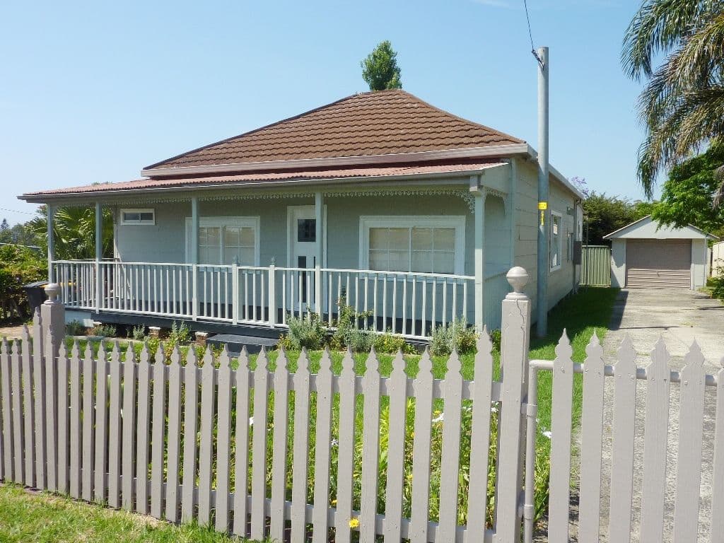 3 Hopetoun Street, WOONONA NSW 2517, Woonona - Image 1