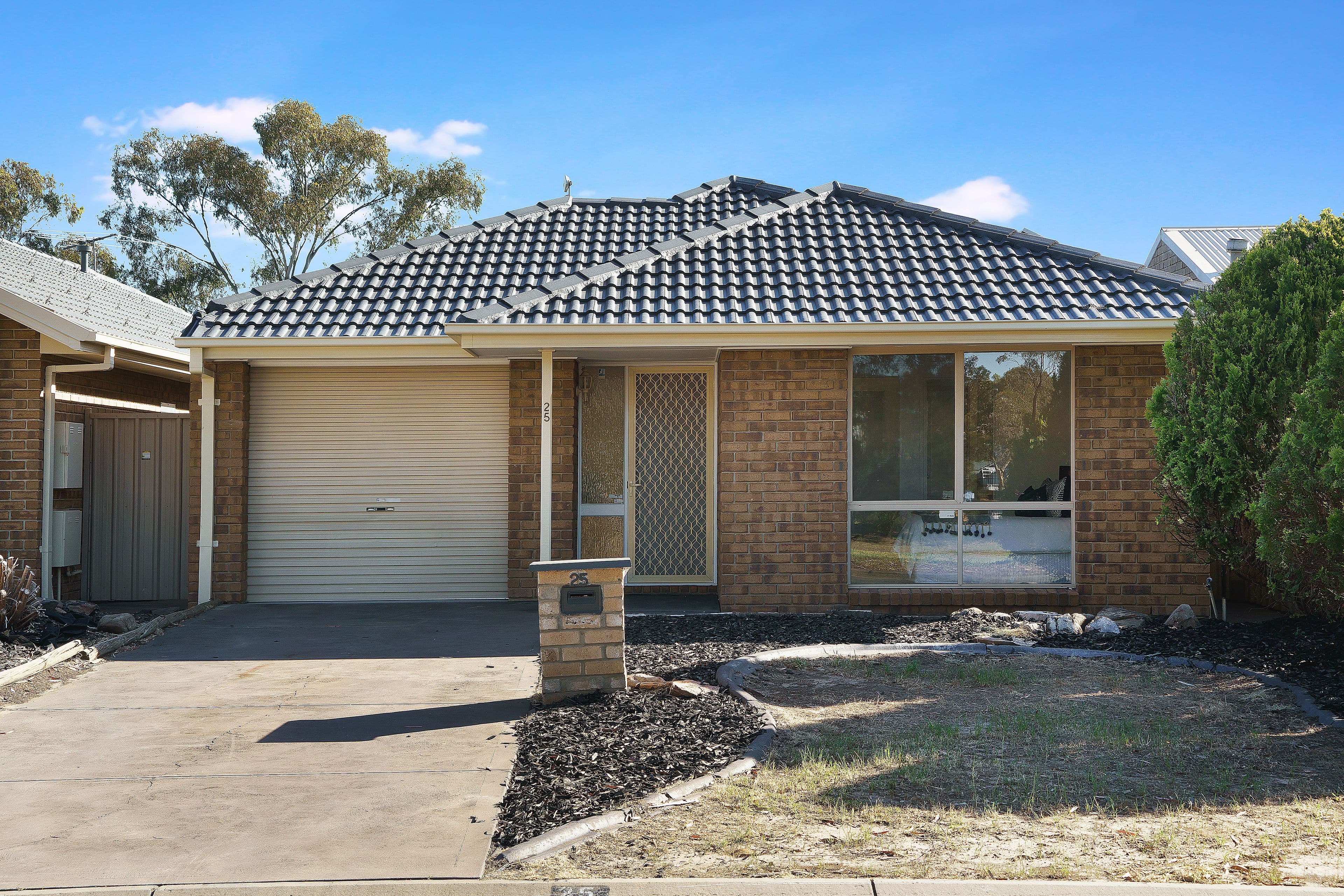 25 Mitchinson Grove, Pooraka SA 5095, Pooraka - Image 1