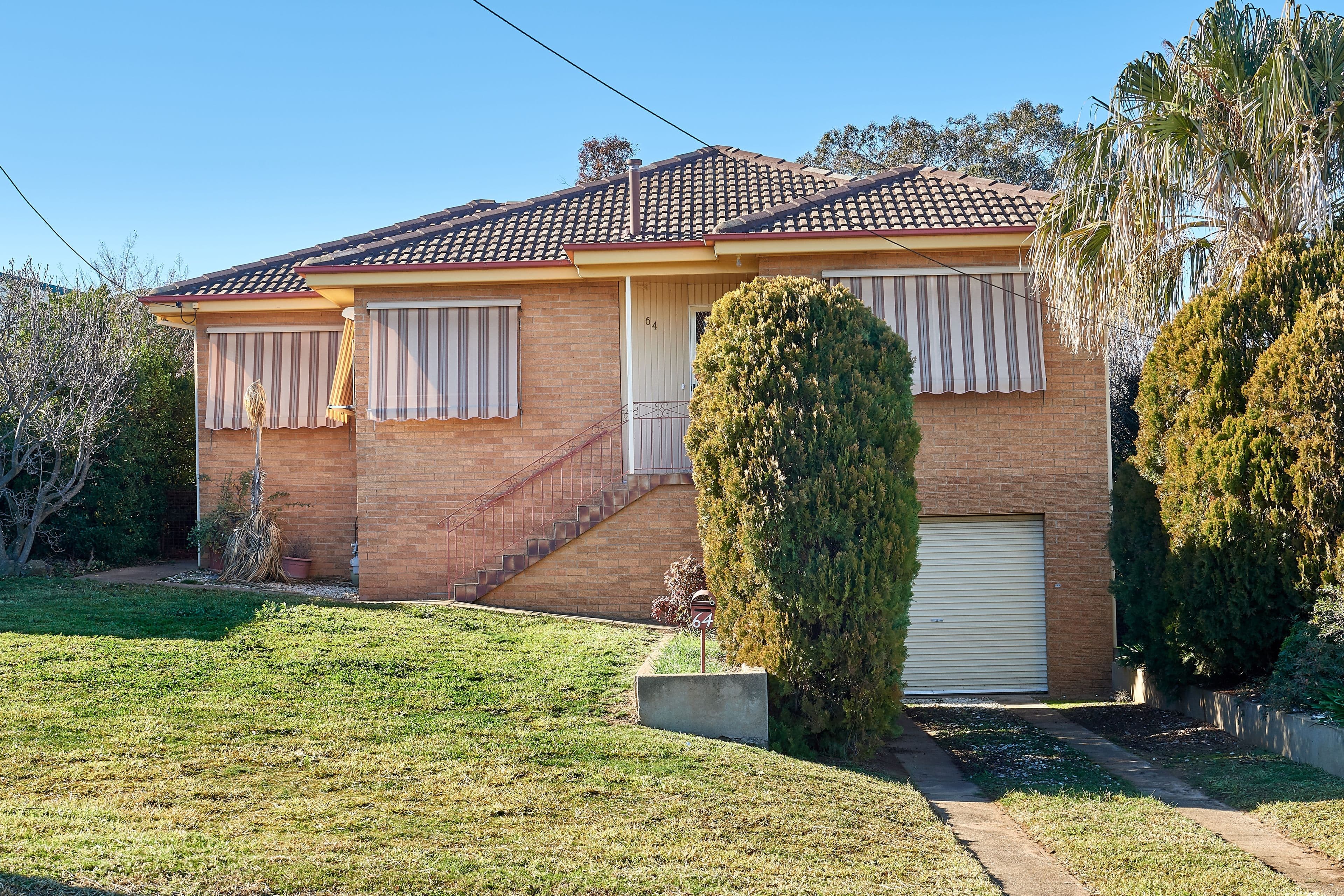 64 Commins Street, Junee - Image 1