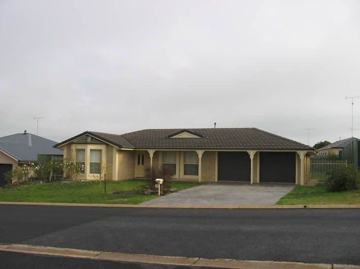 9 Grange Place, MOUNT GAMBIER SA 5290, Mount Gambier - Image 1