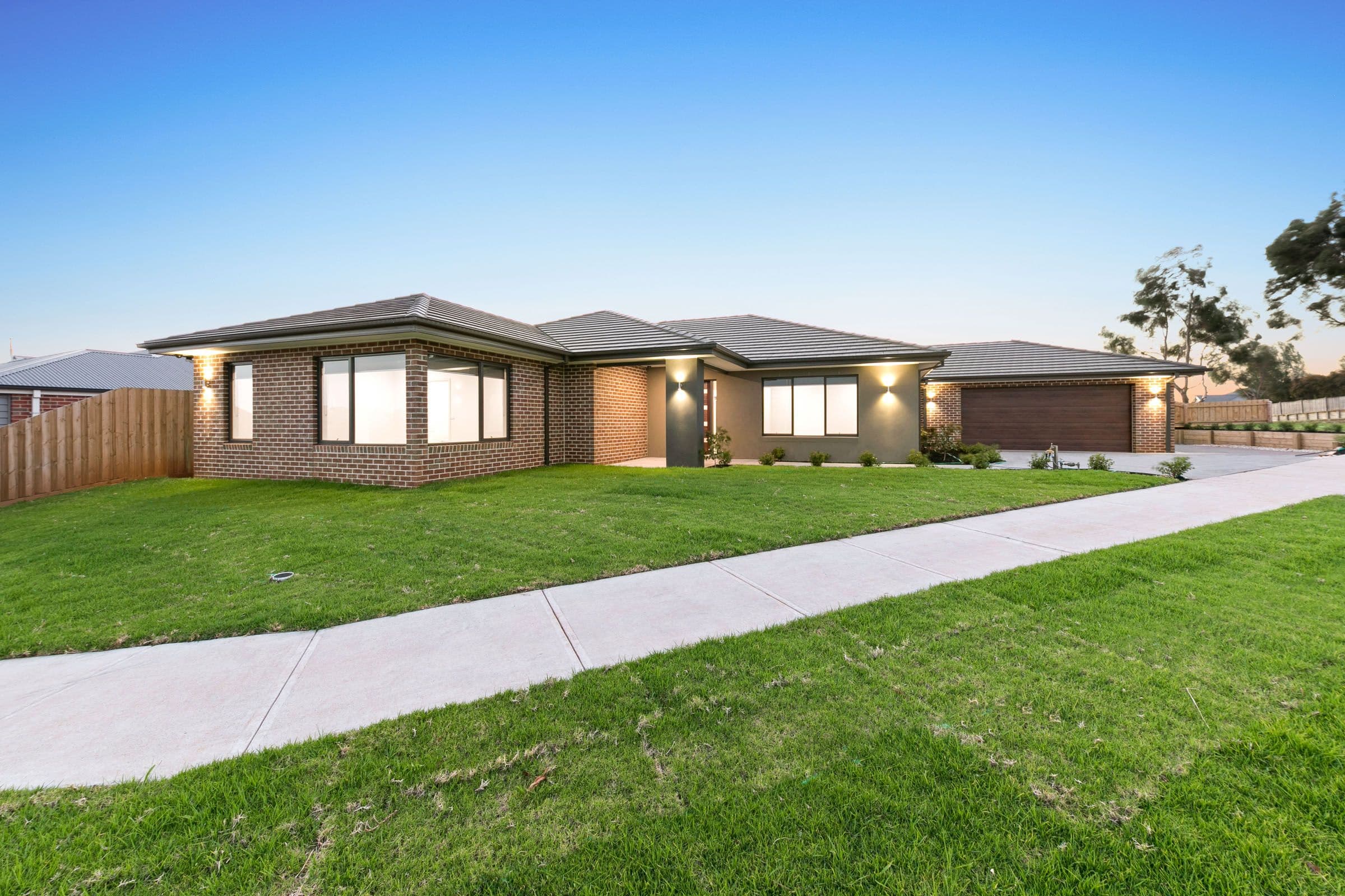 2 Saxon Road, Drouin VIC 3818, Drouin - Image 1