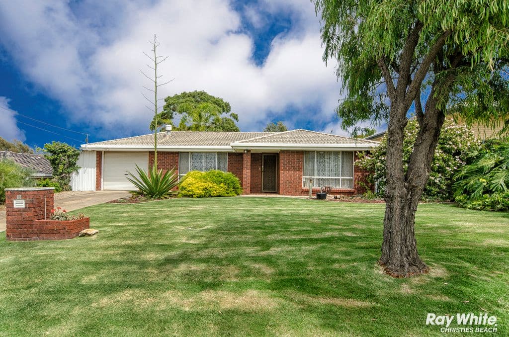 13 Dyson Road, Port Noarlunga SA 5167, Port Noarlunga - Image 1