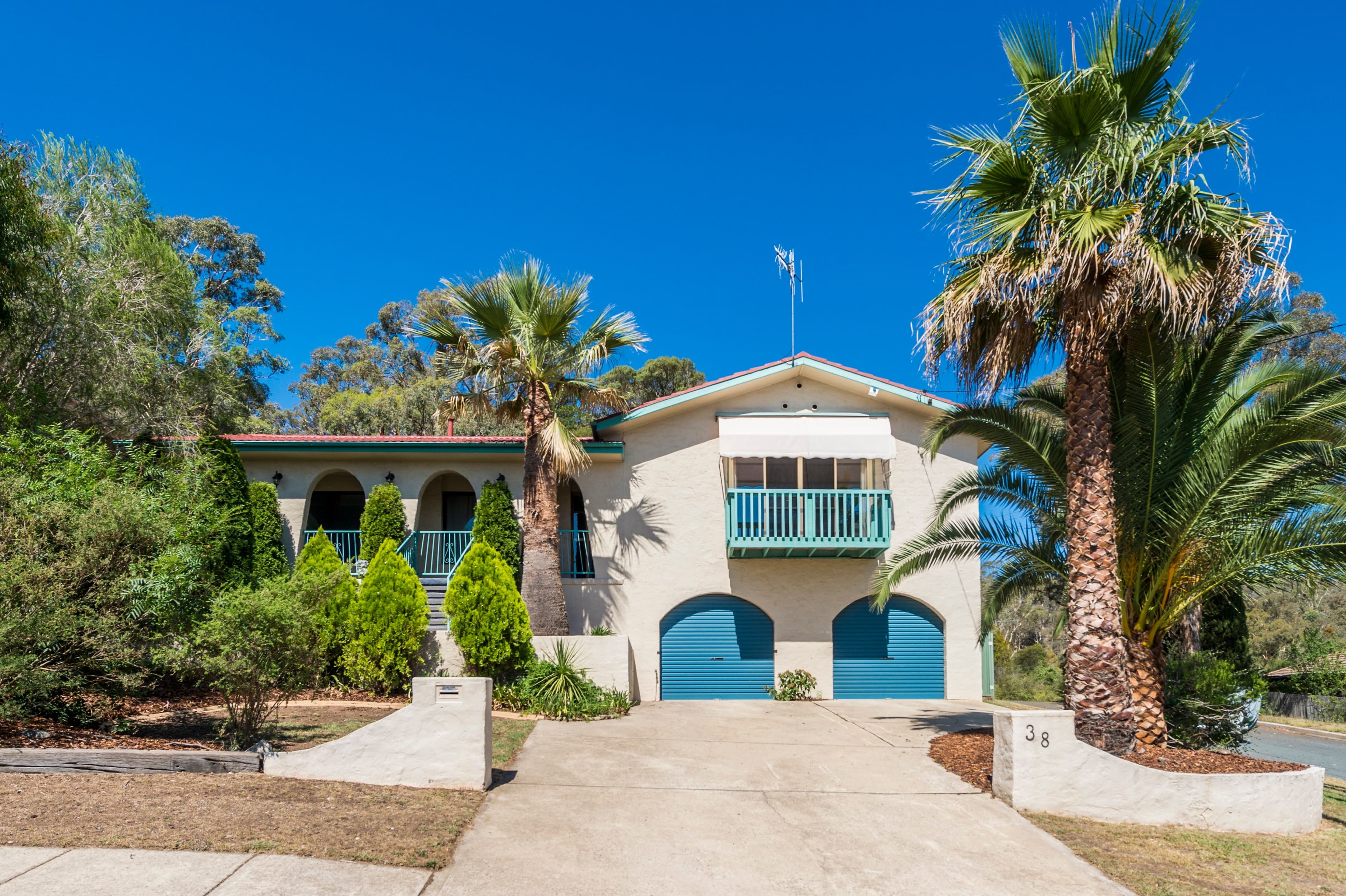 38 Elizabeth Crescent, Queanbeyan East - Image 1