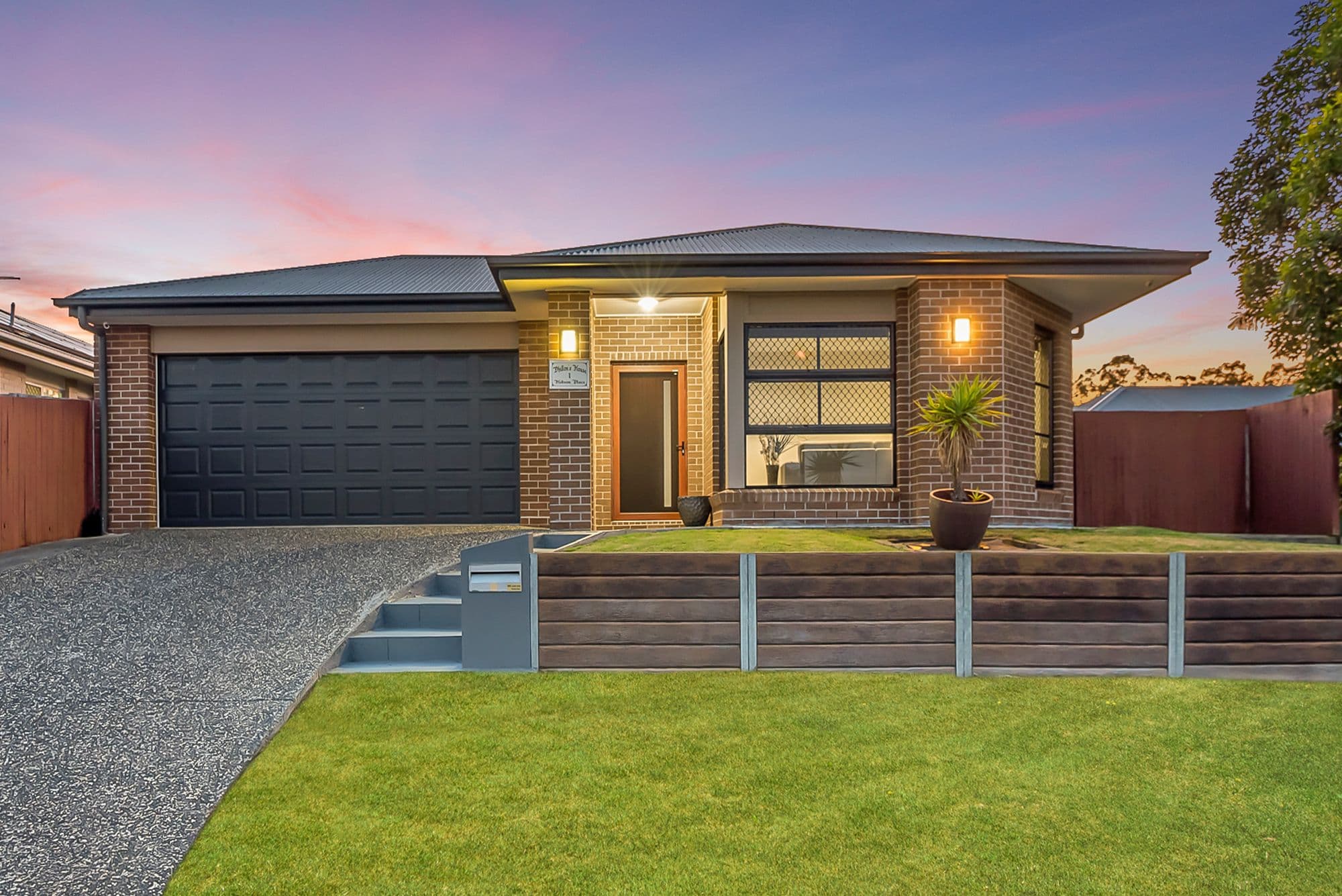 1 Hobson Place, Boronia Heights QLD 4124, Boronia Heights - Image 1