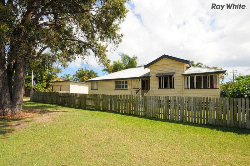 68 Moolyyir Street, URANGAN QLD 4655, Urangan - Image 1
